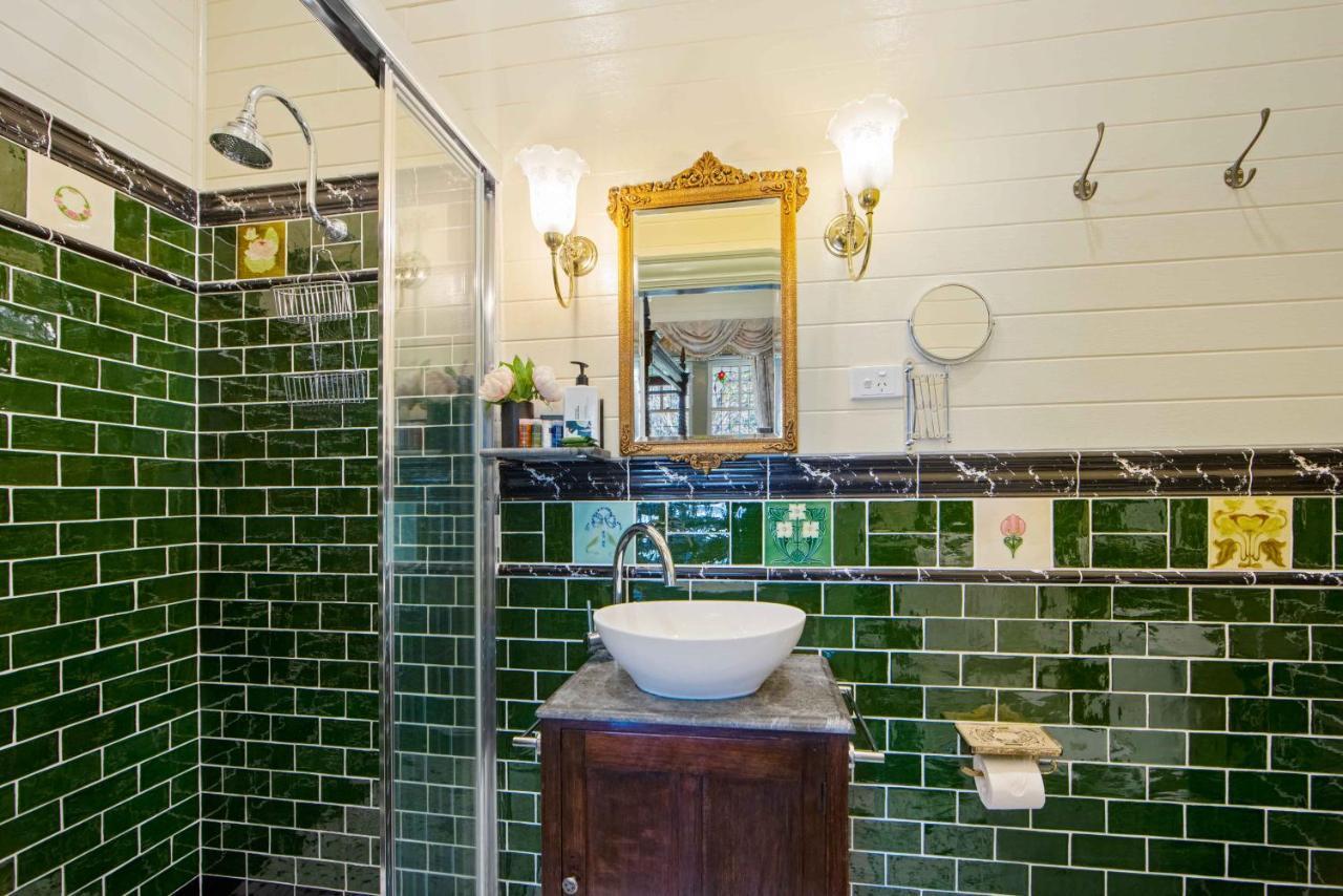 The Old Bank Gladstone Licensed Restaurant & Boutique Accommodation Hat Head Eksteriør bilde