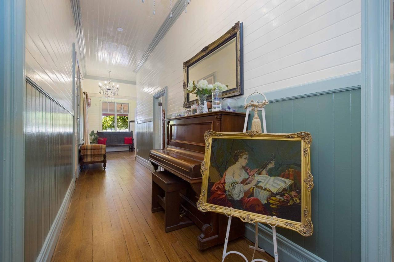 The Old Bank Gladstone Licensed Restaurant & Boutique Accommodation Hat Head Eksteriør bilde